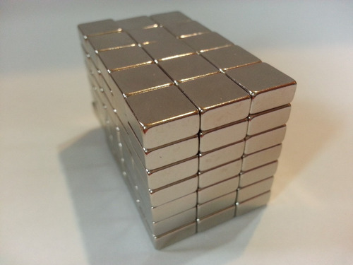 Imagem 3 de 6 de Ima De Neodímio / Super Forte / 10mm X 10mm X 5mm 10 Peças