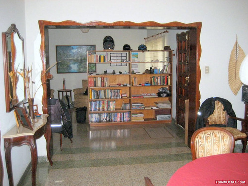 Imagen 5 de 12 de Casa En Venta La Floresta, Excelente Oportunidad.