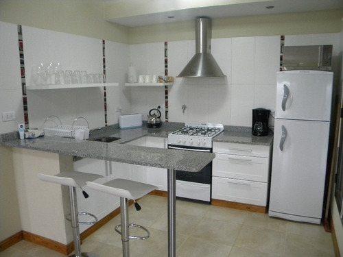 Imagen 4 de 14 de Casa Frente Al Lago Cordoba - Potrero De Garay