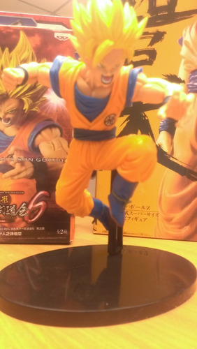 Figura Goku Super Sayayin 3 - Dragon Ball