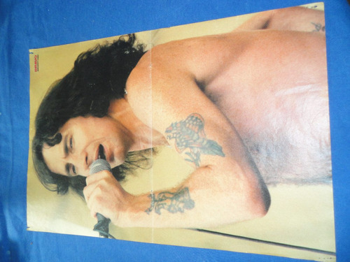 Bon Scott- Ac/dc (2 Posters Revista Bravo,42x28 Cm Los 2 Pos