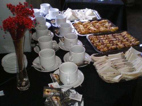 Imagen 5 de 10 de Banquetes Economicos A Domicilio Taquizas, Desayunos Karaoke