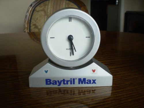 Reloj Escritorio Bayer