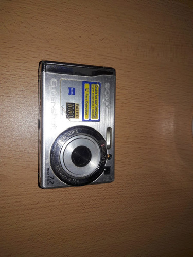 Camara Sony W80