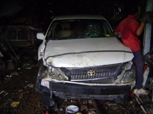 Imagen 2 de 2 de Vendo Piezas De Toyota Avalon Año 2000