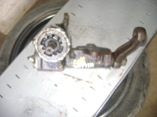 Imagen 3 de 4 de Vendo Caja De Direccion De Toyota Hi Lux Año 1986, P/s