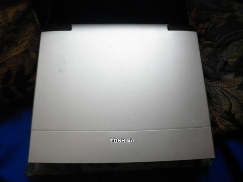 Laptop Toshiba Tecra 9000 Para  Repuestos O Reparar