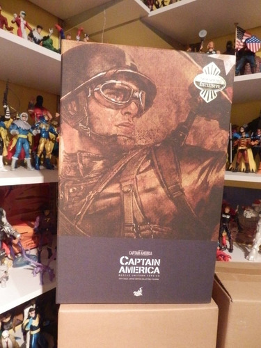 Hot Toys Capitan America Rescue Uniform