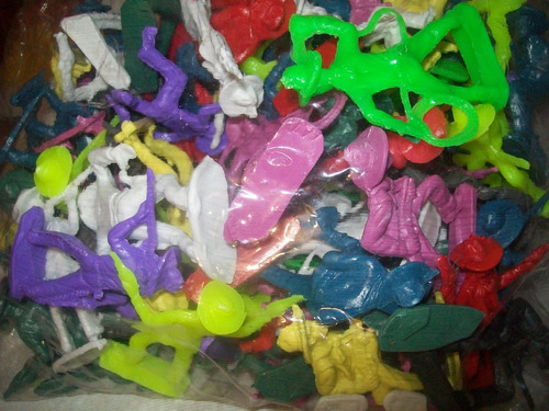 Gcg Lote 100 Vaqueros Retro De 6 A 7 Centimetros Plastico