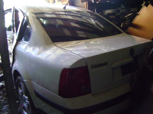 Imagen 2 de 3 de Vendo Volkswagen Passat Año 2001 Por Piezas Motor 1.8.