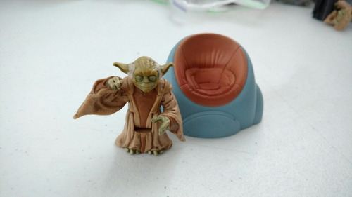 Yoda Episodio 1 Con Silla Del Consejo Jedi Remate (Usado)