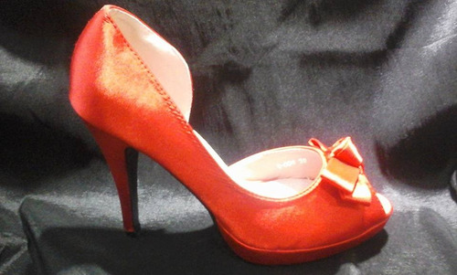 Zapatos De Fiesta O Novia Color Rojo Satín Plataforma Nuevos