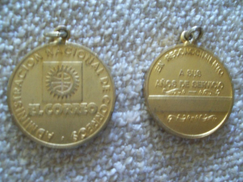 Lote Dos Medallas De La Administracion Nacional De Correos