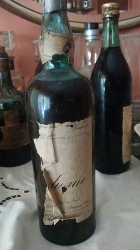 Antigua Botella