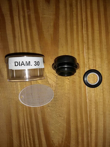 Imagen 1 de 2 de Sello Bomba De Agua Honda Yamaha Suzuki Empaquetadura 30mm