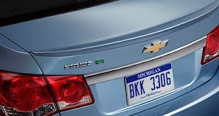 Platina Trasera Cromada Para Chevrolet Cruze