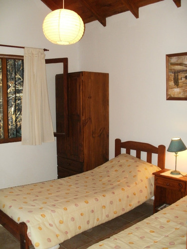 Imagen 13 de 14 de Cabañas 4 Y 6 Personas Bosque De Mar Azul Hermosas Casas!