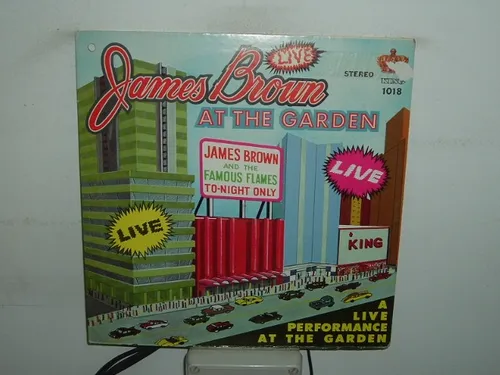 comprar James Brown Live At The Garden Vinilo Americano