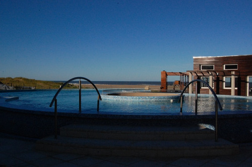 Imagen 1 de 14 de Mar De Las Pampas Linda Bay Apart Spa Frente Al Mar
