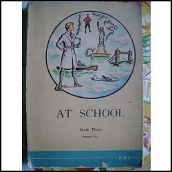 Libro De Lectura - At School - 1960 - Peuser