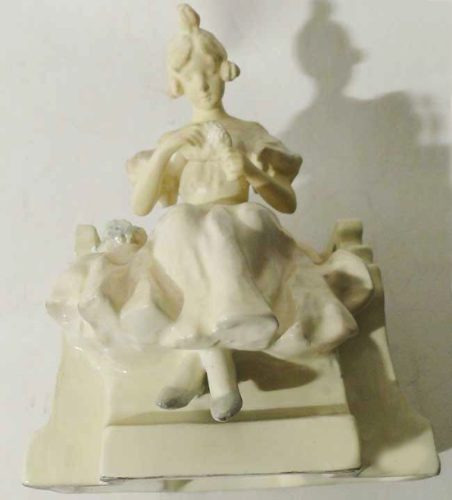 Antigua Porcelana Jardinera Austriaca De Muller