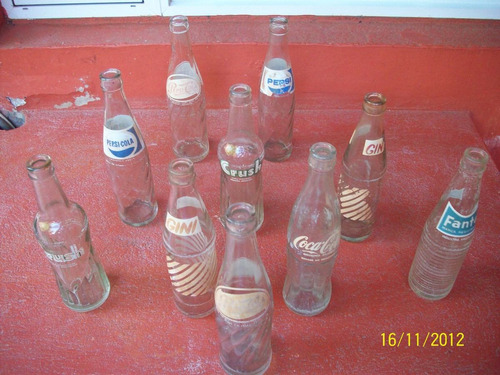 Antiguas Botellas De Gaseosas Chicas