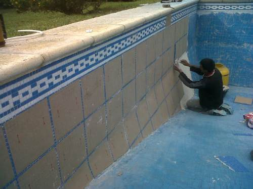 Imagen 5 de 10 de Reparación De Piscinas De Hormigón - Pintura- Revestimiento