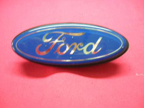 Ford Falcon -insignia Ovalo Ford De Parrilla Mod 78-81