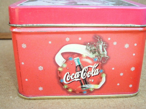 355 B-lata De Cuadrada De Coca Cola Con Motivo De Navidad