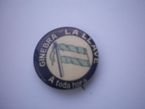 Lucheto Pin Latón Antigua Publicida Ginebra Llave Argentina