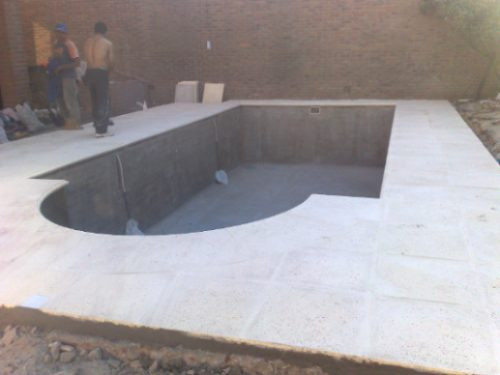 Imagen 6 de 10 de Reparación De Piscinas De Hormigón - Pintura- Revestimiento