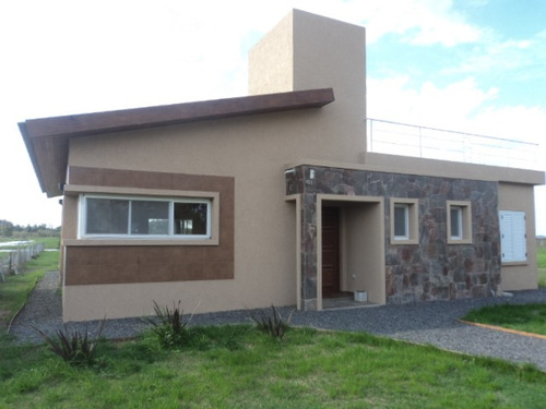 Casa En Laguna De Lobos Con Arroyo Priv !tomo Menor Valor!!
