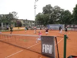 Clases De Tenis Profesor De La Aat En Raqueton