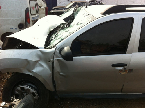 Imagem 3 de 6 de Sucata Peças Acessórios Renault Duster 2012