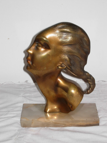 Antigua Figura Mujer De Bronce Con Base De Marmol 28 Cm Alto