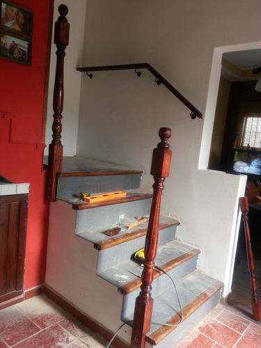 Barandas Y Pasamano De Madera