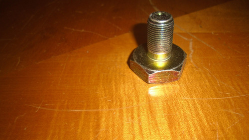 Imagen 2 de 3 de Vendo Perno De Bloqueo De Kia Carnival, 2000, # 0se1 11 370a