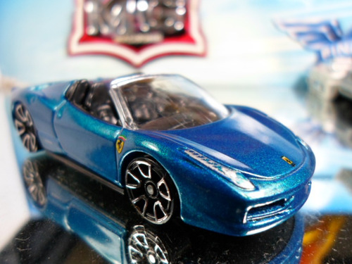 Hot Wheels Ferrari 458 Italia Spider Azul 151/2013 Lacrado