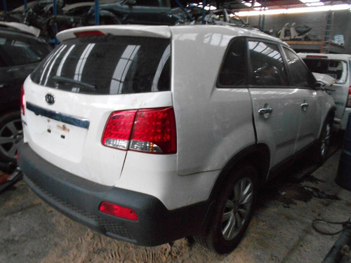 Imagem 3 de 4 de Sucata Batidos Peças Kia Sorento 2012