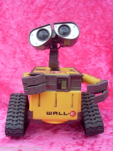 Wall-e Robô Fala Dança Acende Olhos Rebola Mexe Braços