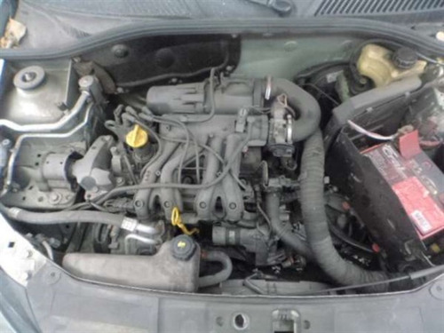 Sucata Renault Clio Expression 1.0 2003 ( Somente Em Peças )