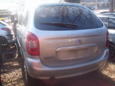 Imagem 1 de 2 de Sucata Citroen Xsara Picasso - Motor Câmbio Peças Acessórios