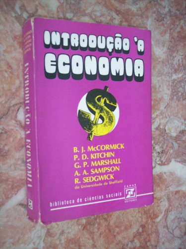 Introdução À Economia, B J Mccormick