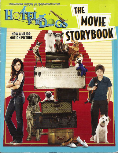 Emma Roberts & Jake T. Austin: Livreto Hotel For Dogs !!