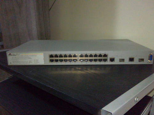 Switch 24 Portas Allied Telesyn Ethernet At-fs750-24