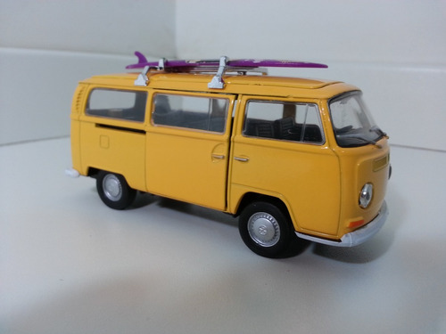 Kombi Brasileira - Vw 72 Bus T2 Amarela Suf 1/36 - Welly