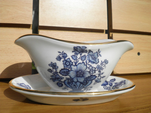 Porcelana Bavaria Germany H&c Salsera Pintada Alemana Sellad (Usado)