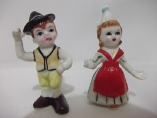 B.antigo - Casal De Crianças Miniatura Em Porcelana Japonesa