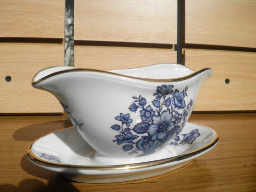 Porcelana Bavaria Germany H&c Salsera Pintada Alemana Sellad (Usado)