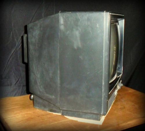 Aparelho De Televisão Cce.